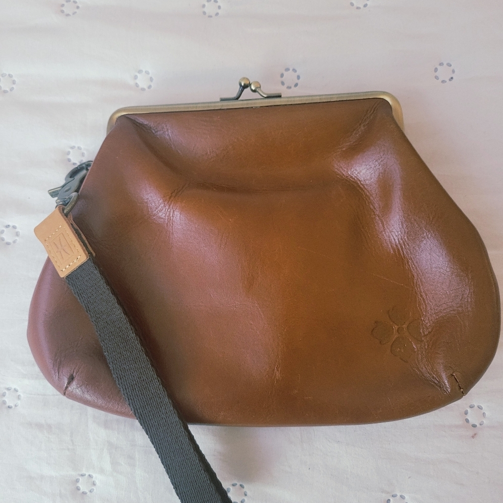 🎉Patricia Nash Savenna Clutch with Wristlet Strap 🎉 DESIGNER CLEARANCE DEAL